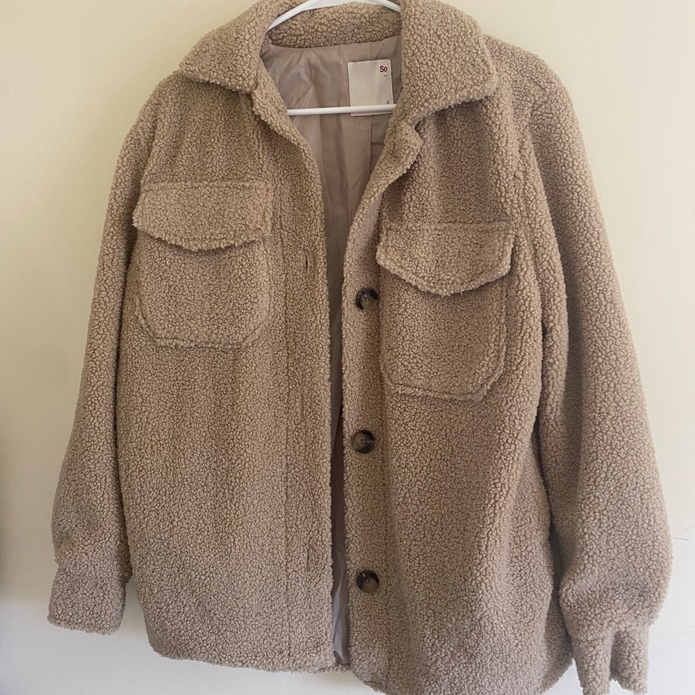 SO Tan Sherpa Jacket Size Small - Excellent Condition